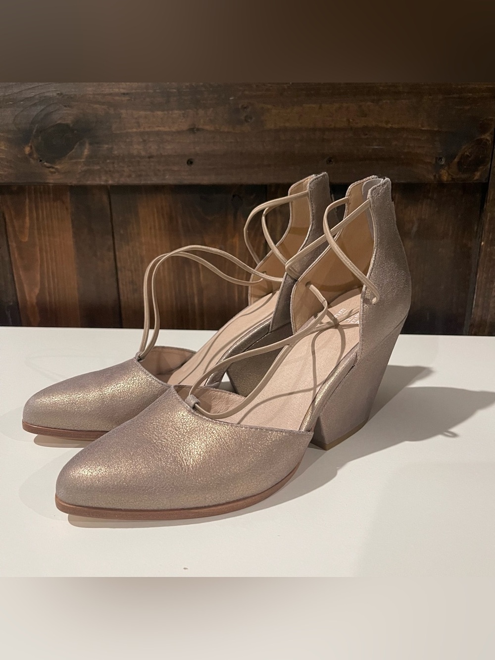 NEW Eileen Fisher Womens 9 Metallic Ghillie Pumps Women D'orsay Heels Leather